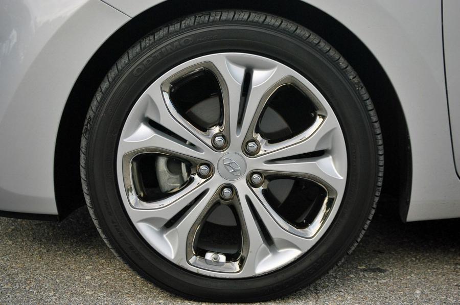  Hyundai Elantra GT 2012 года  (фото 88 из 151)